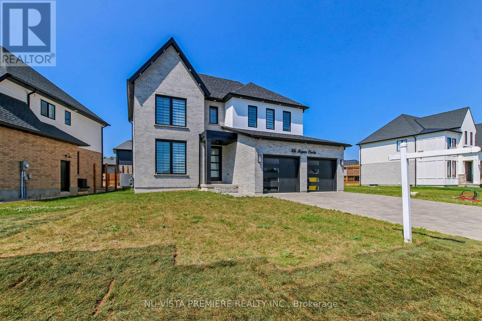 46 Aspen Circle, Thames Centre, Ontario  N0M 2P0 - Photo 2 - X12265373