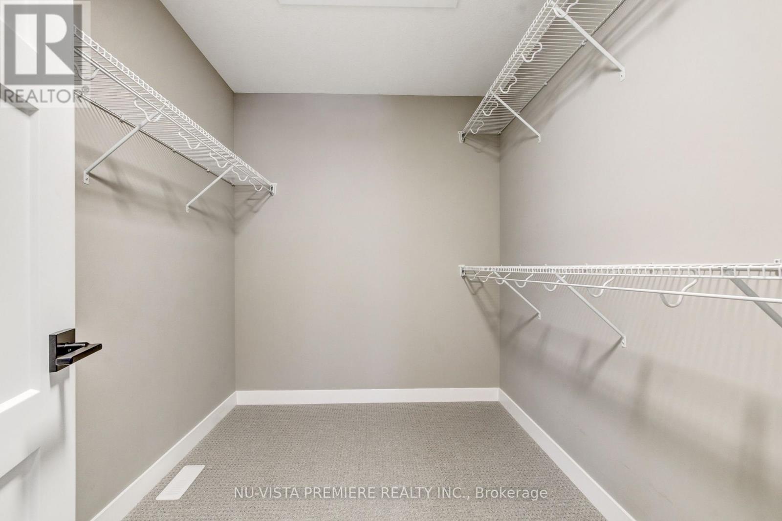 46 Aspen Circle, Thames Centre, Ontario  N0M 2P0 - Photo 22 - X12265373