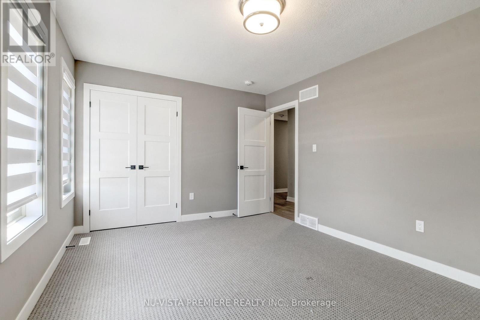 46 Aspen Circle, Thames Centre, Ontario  N0M 2P0 - Photo 31 - X12265373