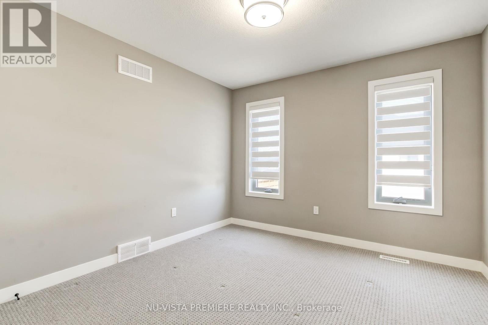 46 Aspen Circle, Thames Centre, Ontario  N0M 2P0 - Photo 32 - X12265373