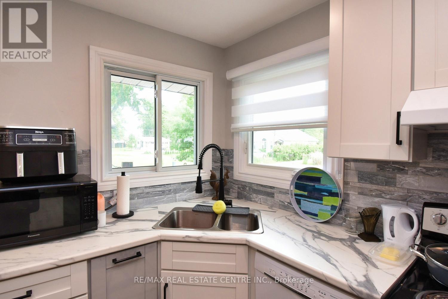 5 Ralph Street, Norfolk, Ontario  N0E 1T0 - Photo 11 - X12256145