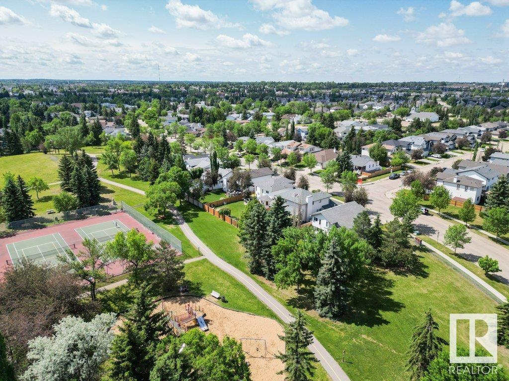 Property at 687 MEADOWVIEW DR image 5