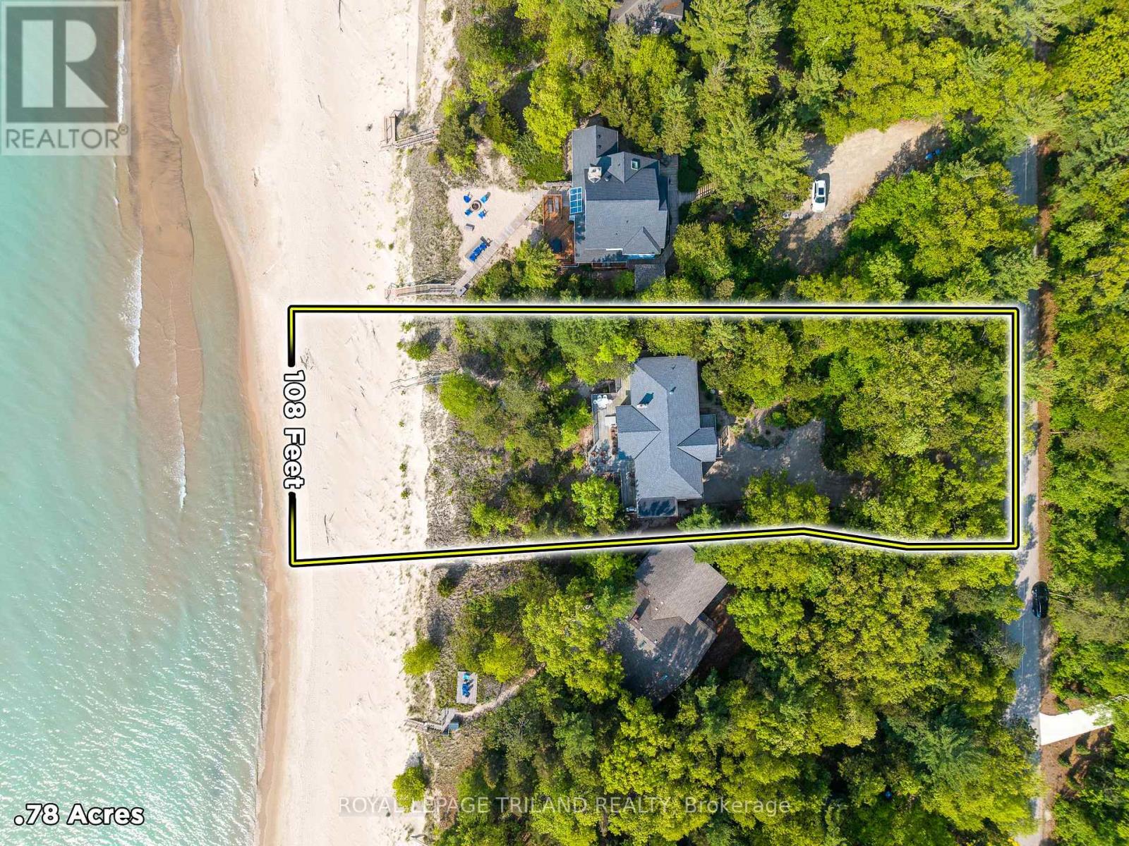 9856 Huron Place, Lambton Shores (Grand Bend), Ontario  N0M 1T0 - Photo 6 - X12265405