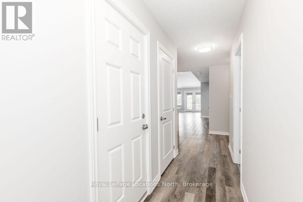 Property at 26 IVY CRESCENT image 4