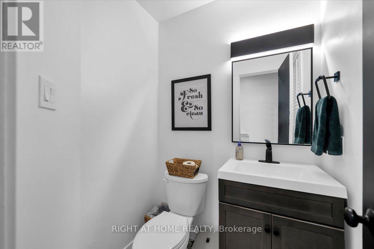64 Macintyre Lane, Ajax, Ontario  L1T 3X3 - Photo 6 - E12265399