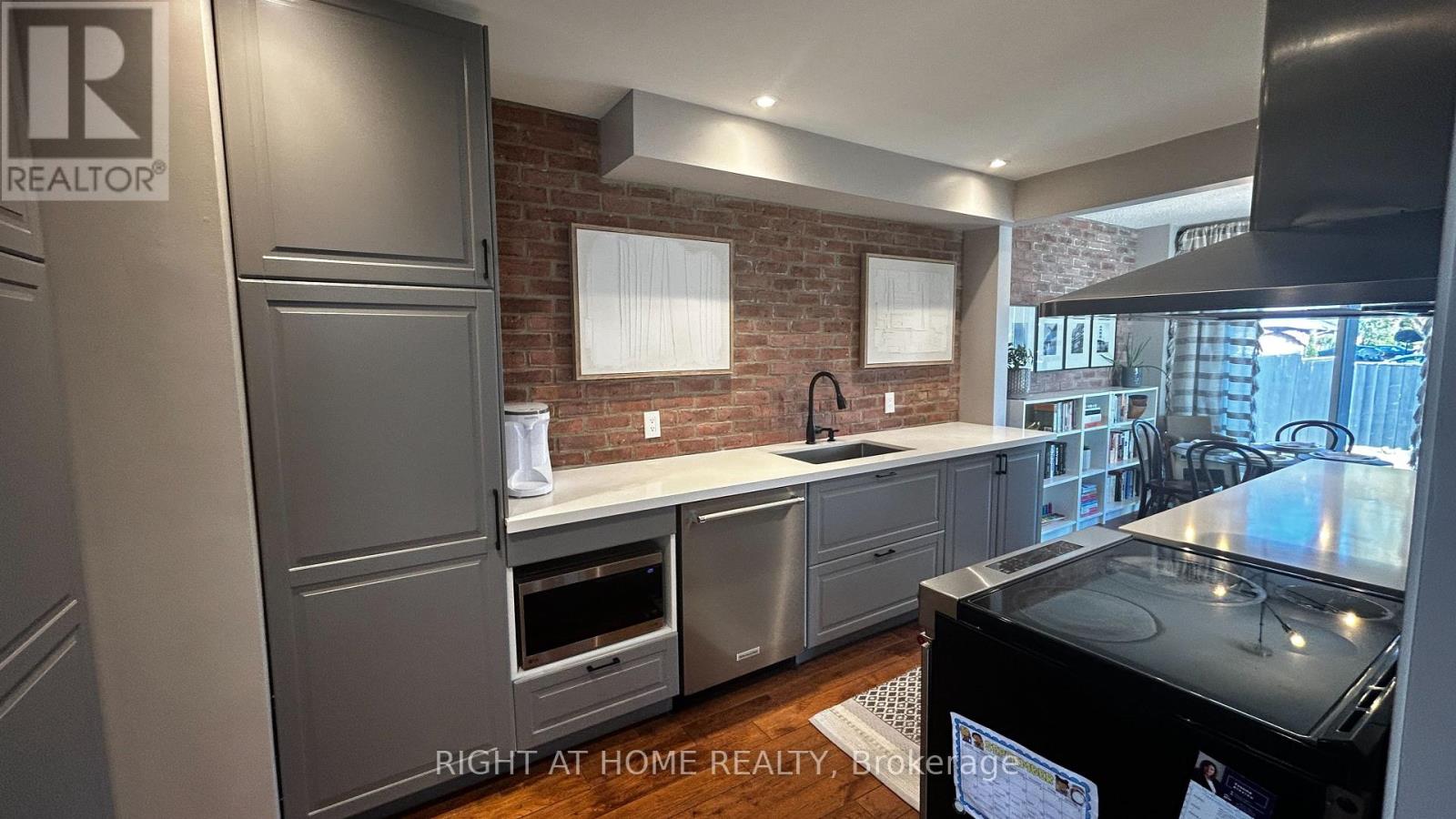 64 Macintyre Lane, Ajax (Northwest Ajax), Ontario  L1T 3X3 - Photo 9 - E12265399