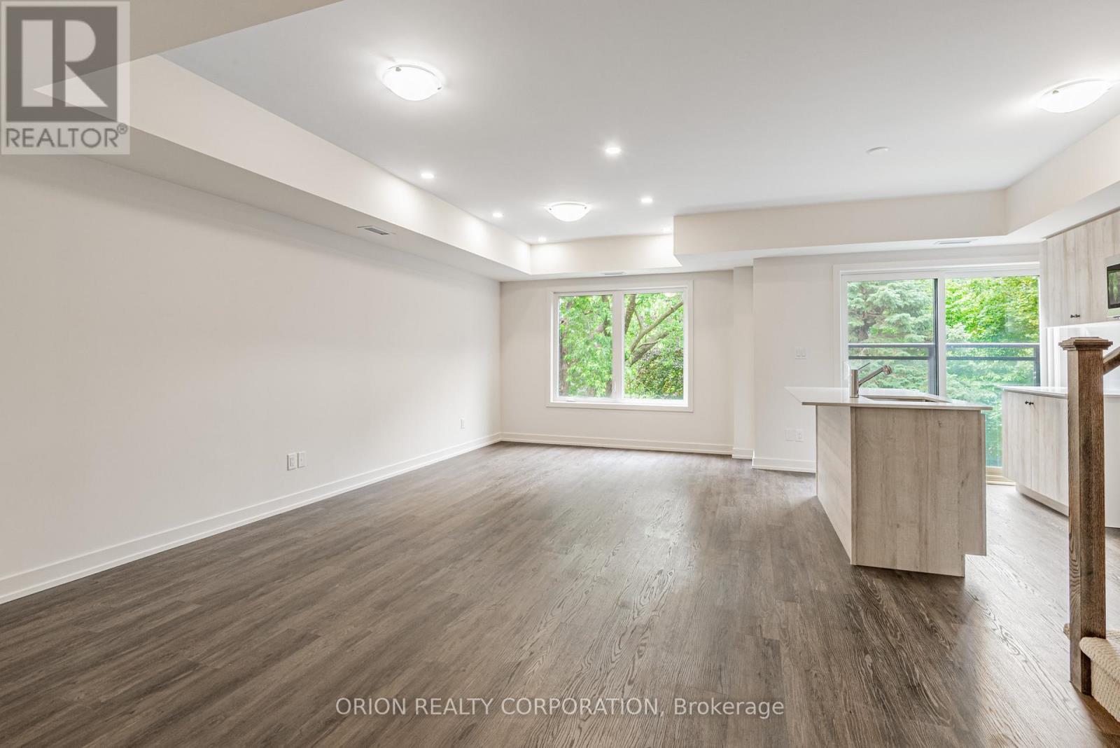 Property at 3408 - 60 ELIZABETH STREET S image 3