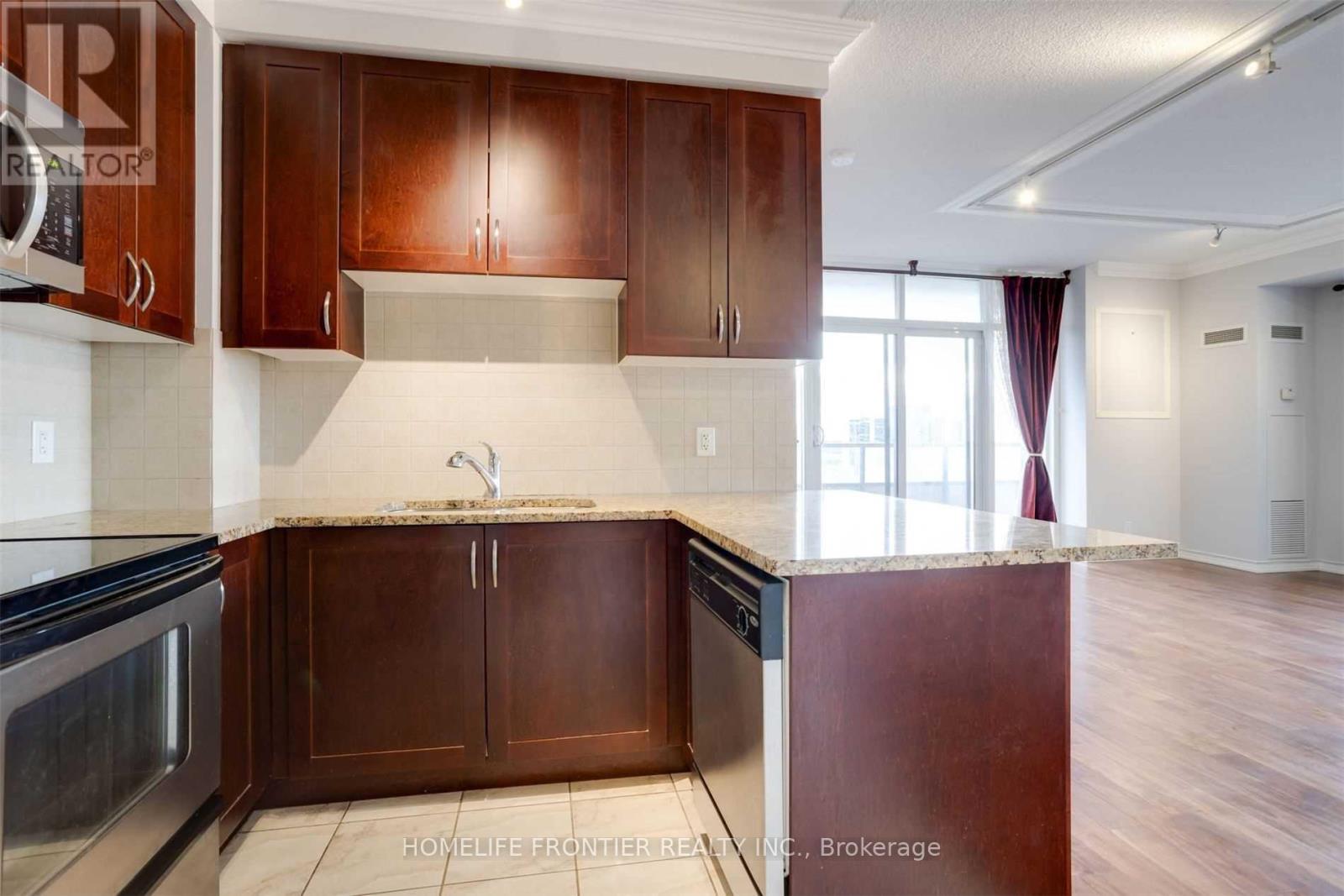 511 - 9235 Jane Street, Vaughan, Ontario  L6A 0J8 - Photo 8 - N12265321