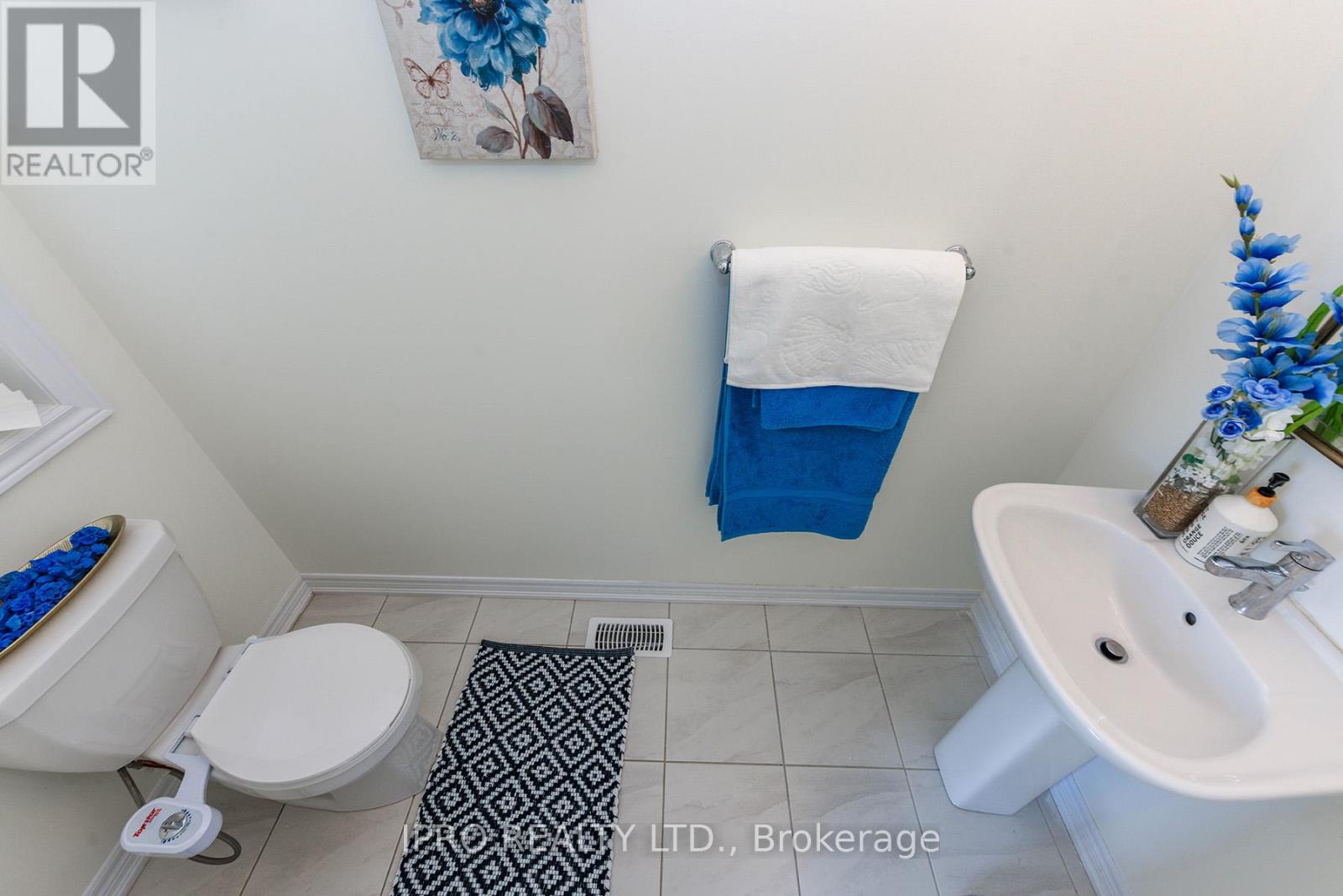 Property at 114 THICKETWOOD AVENUE image 4