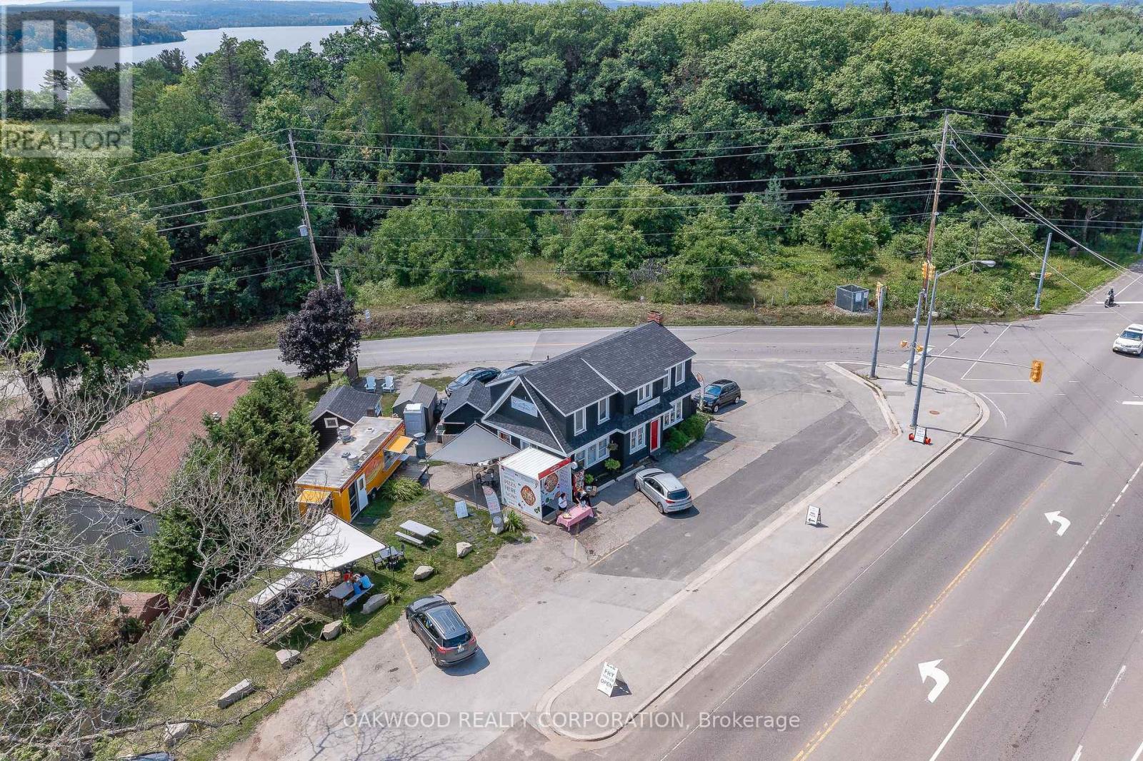 8626 Highway 12 W, Oro-Medonte, Ontario  L3V 6H2 - Photo 7 - S12265080