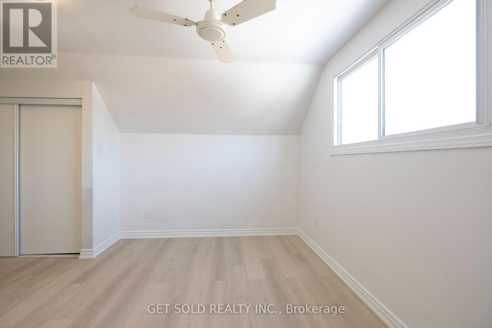 319 Oxford Street, Orillia, Ontario  L3V 1H8 - Photo 21 - S12265260