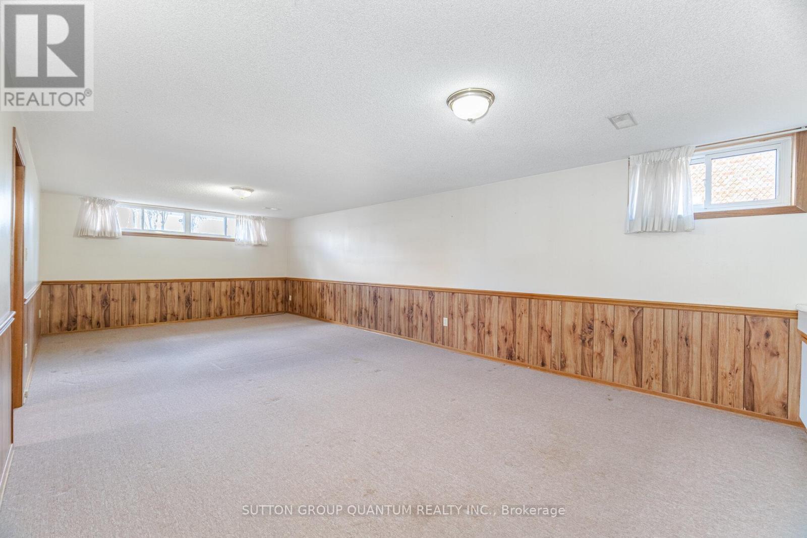 126 Angelene Street, Mississauga, Ontario  L5G 1X2 - Photo 32 - W12265006