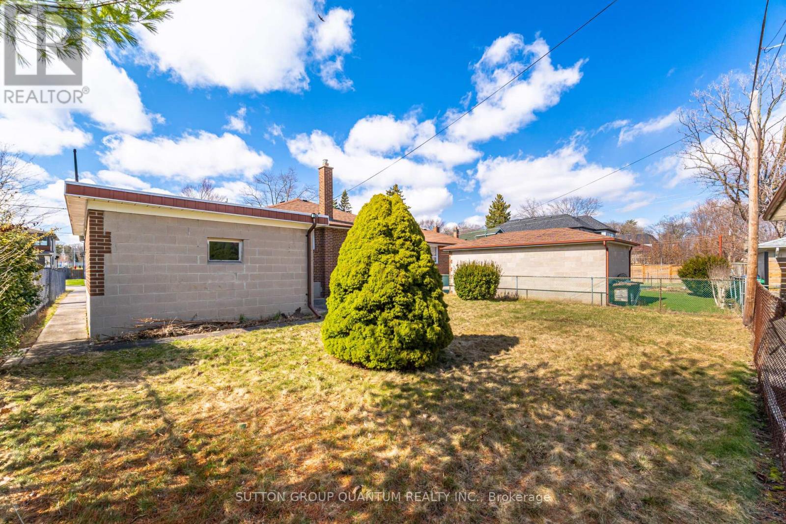 126 Angelene Street, Mississauga, Ontario  L5G 1X2 - Photo 38 - W12265006
