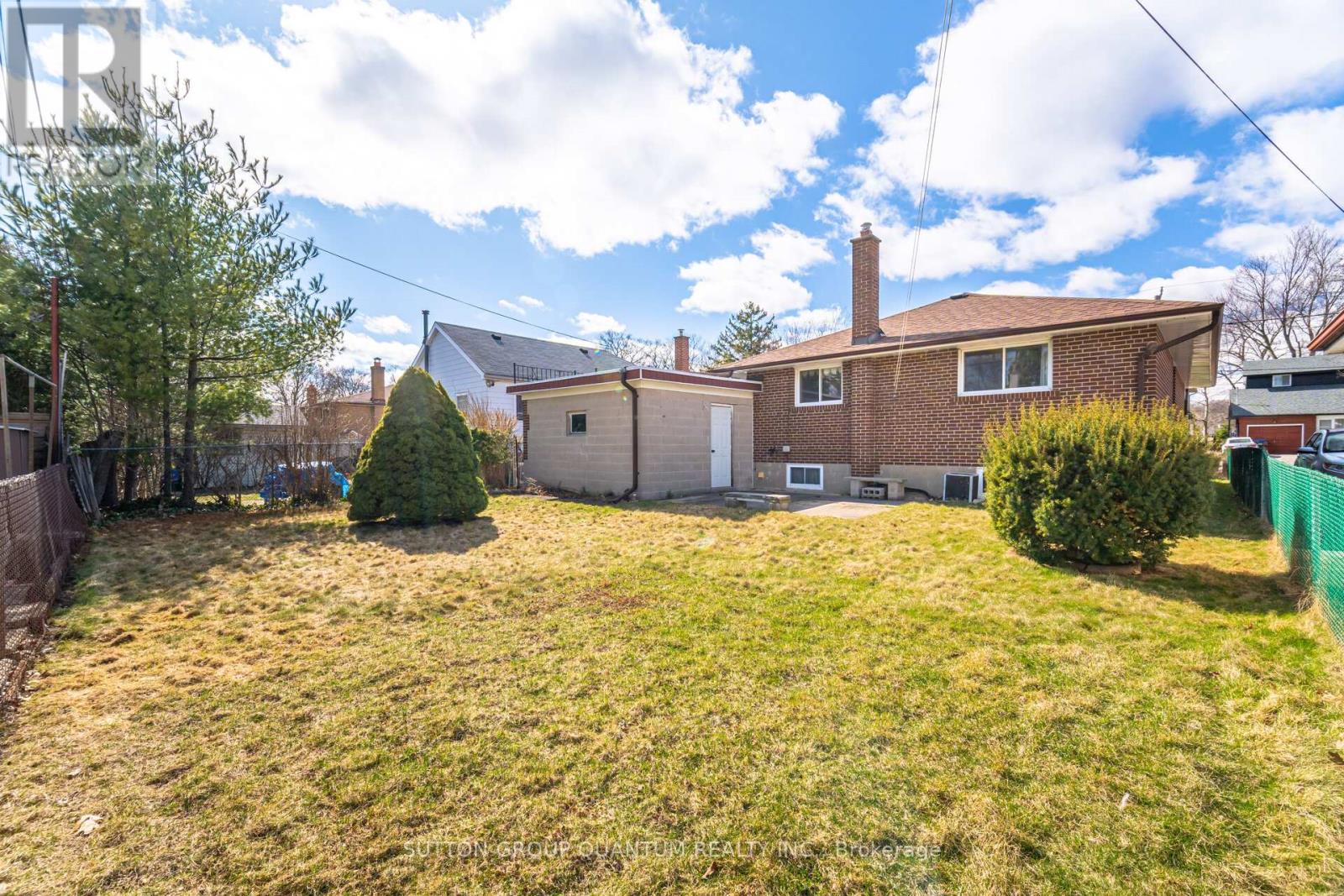 126 Angelene Street, Mississauga, Ontario  L5G 1X2 - Photo 40 - W12265006