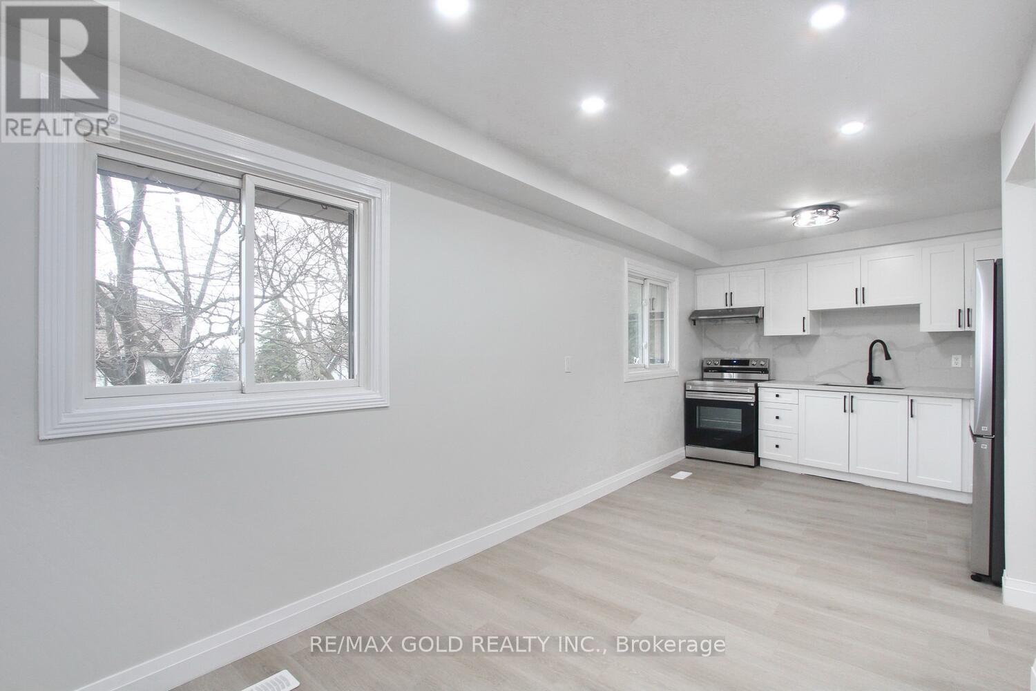 62 - 62 Ashton Crescent, Brampton, Ontario  L6S 3J9 - Photo 27 - W12265183