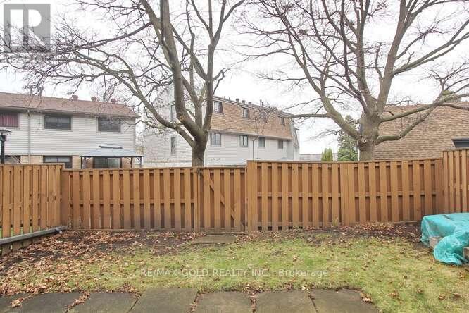 62 - 62 Ashton Crescent, Brampton, Ontario  L6S 3J9 - Photo 32 - W12265183