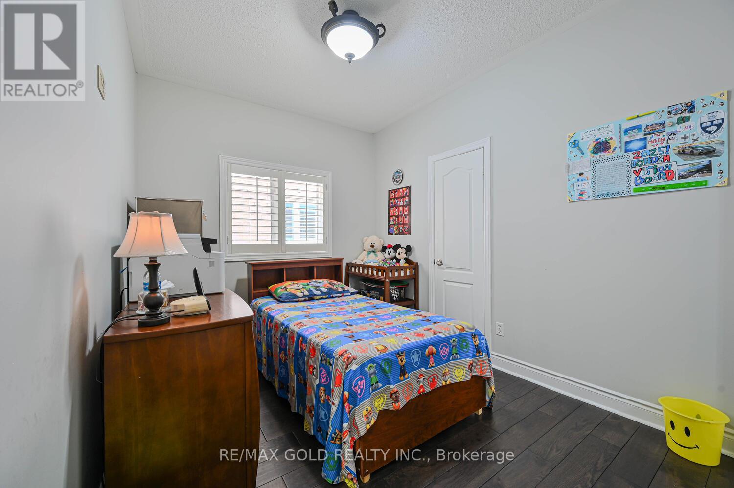 46 Cobblestone Court, Brampton (Sandringham-Wellington), Ontario  L6R 2S2 - Photo 23 - W12265220