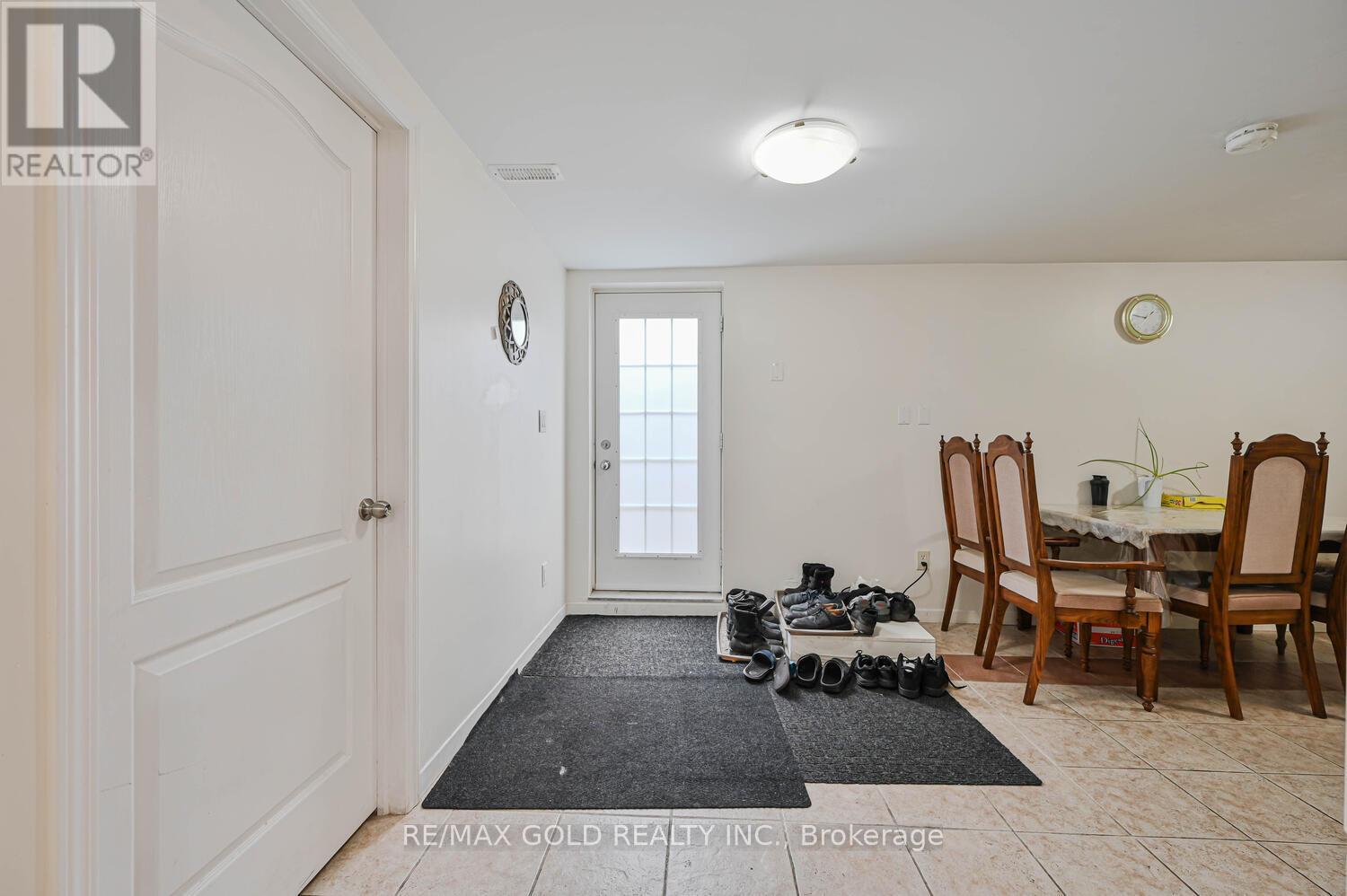 46 Cobblestone Court, Brampton (Sandringham-Wellington), Ontario  L6R 2S2 - Photo 31 - W12265220