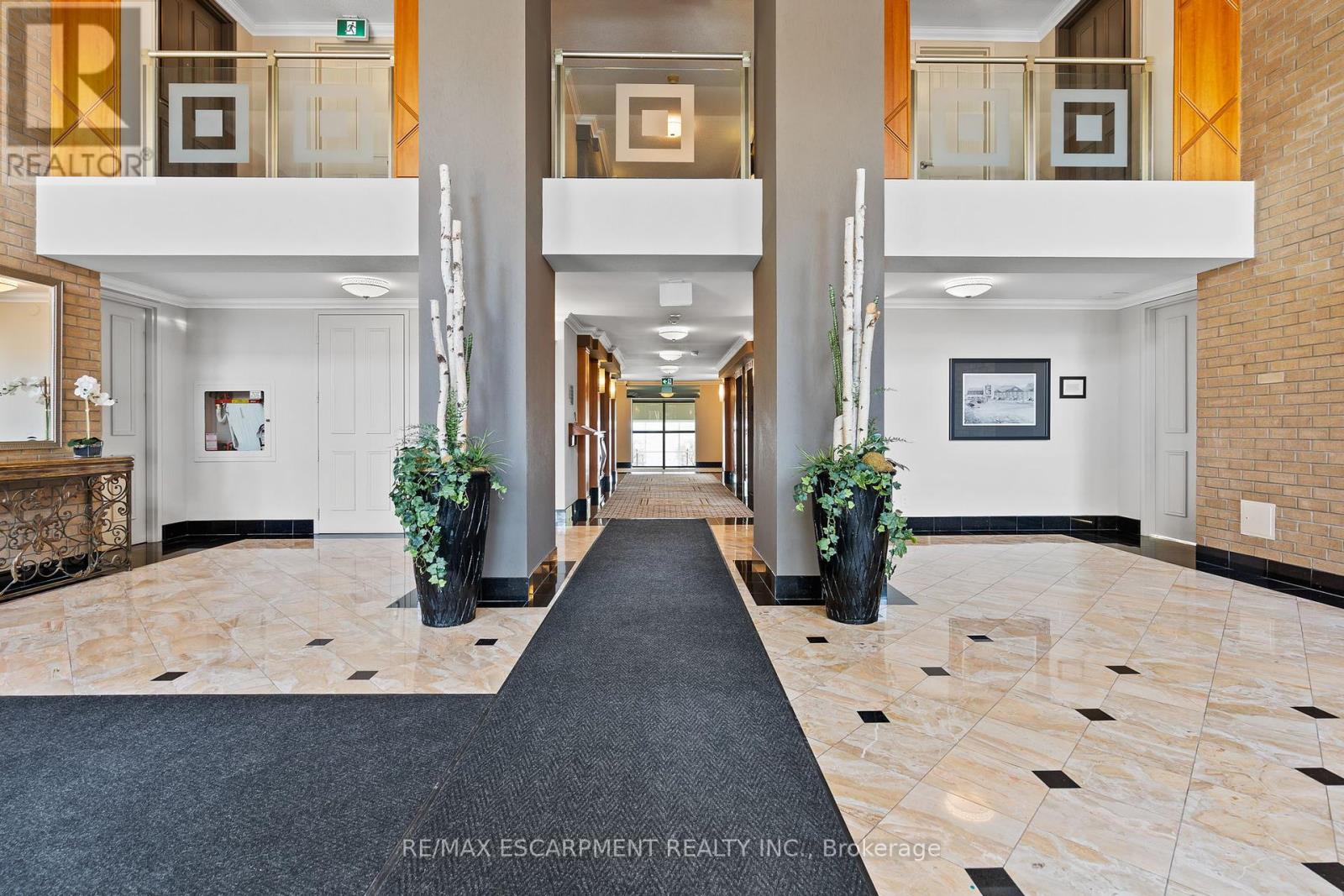 Property at 403 - 2190 LAKESHORE ROAD image 2