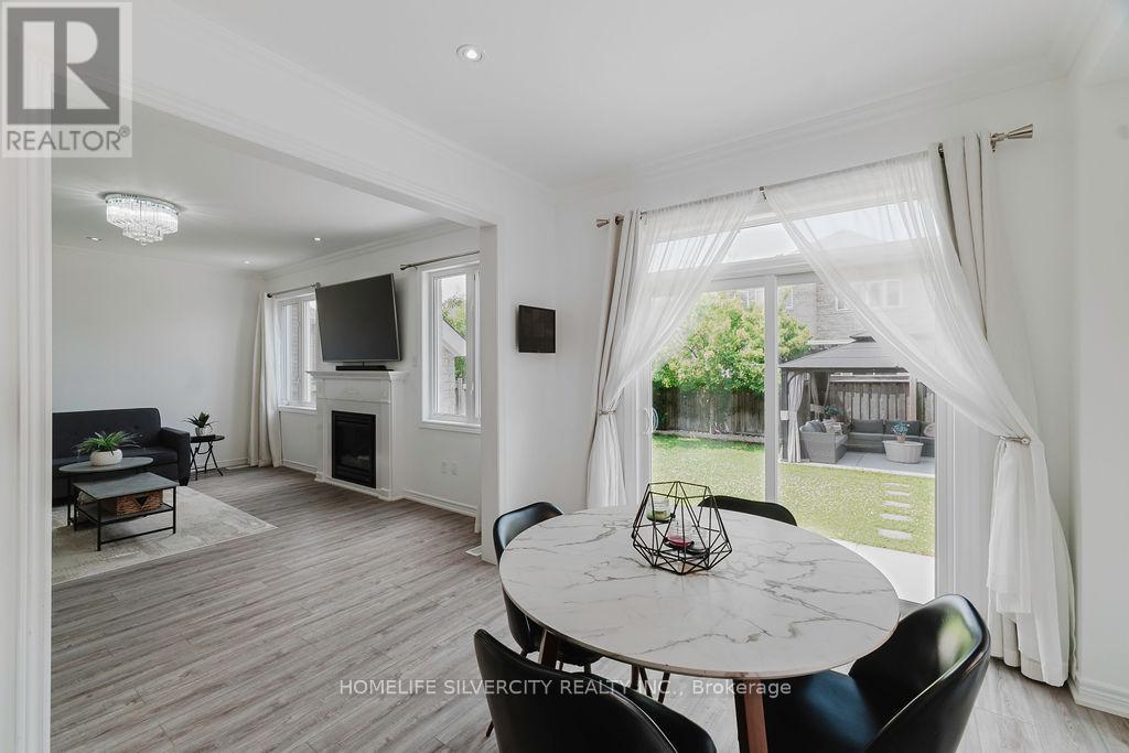 26 Fossil Street, Brampton, Ontario  L6P 3G7 - Photo 14 - W12265393