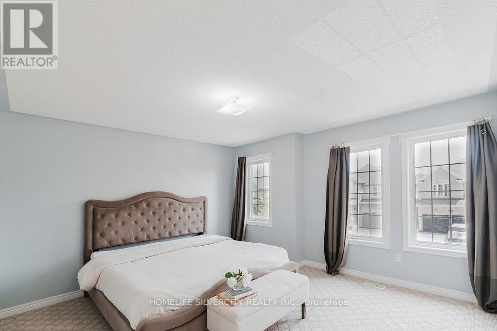 26 Fossil Street, Brampton, Ontario  L6P 3G7 - Photo 22 - W12265393