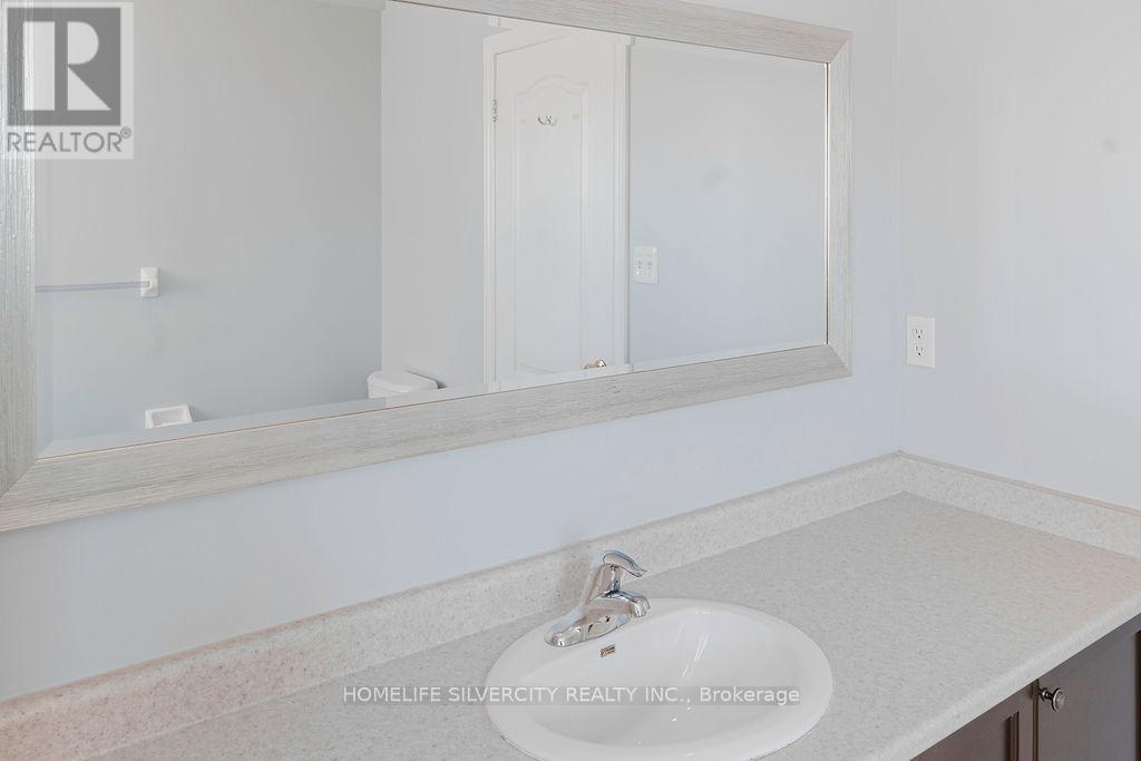 26 Fossil Street, Brampton, Ontario  L6P 3G7 - Photo 29 - W12265393