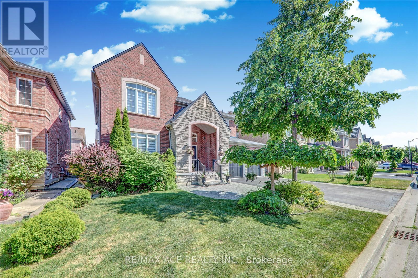 Property at 46 PUREBROOK CRESCENT image 3