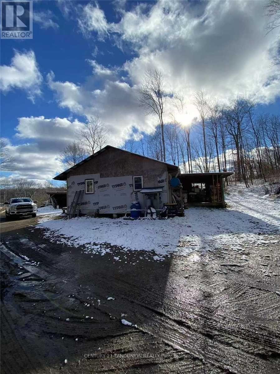 1091 Crystal Lake Road, Trent Lakes, Ontario  K0M 2A0 - Photo 7 - X12265209