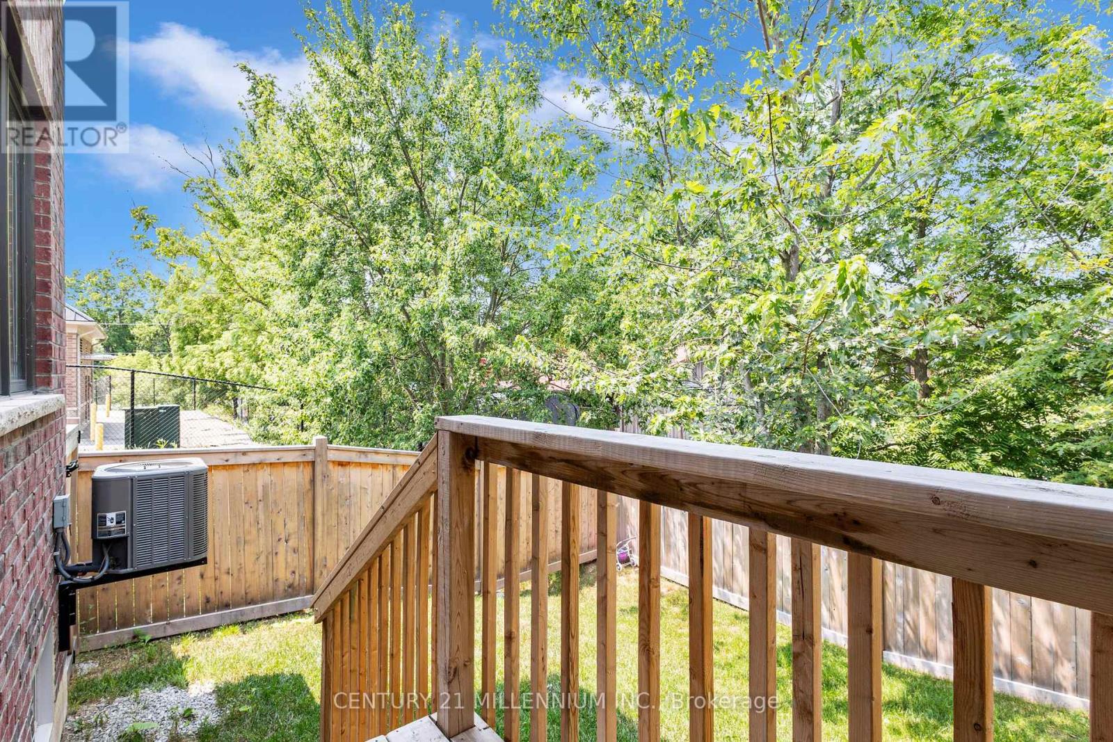 11 Sundin Drive, Haldimand, Ontario  N3W 0H1 - Photo 36 - X12265445