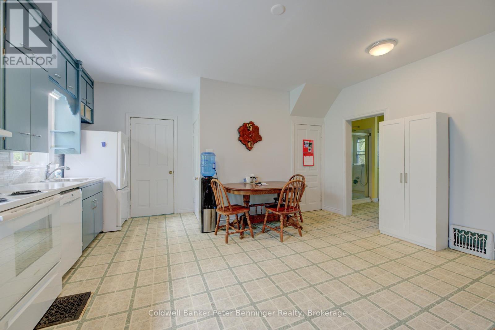 012875 Grey Rd 10 Road, West Grey, Ontario  N4N 3B8 - Photo 9 - X12265480