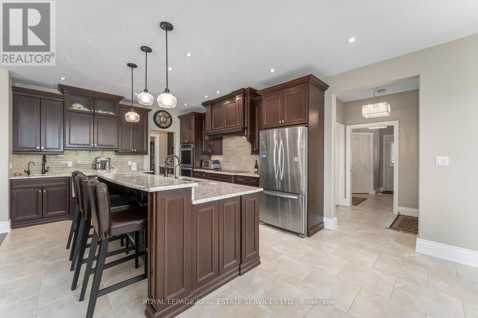 391 Robinson Road, Brantford, Ontario  N3R 0B8 - Photo 14 - X12264437