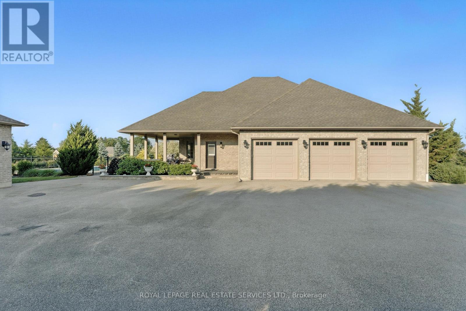 391 Robinson Road, Brantford, Ontario  N3R 0B8 - Photo 9 - X12264437