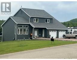 5309 Hillside Avenue NW, chetwynd, British Columbia