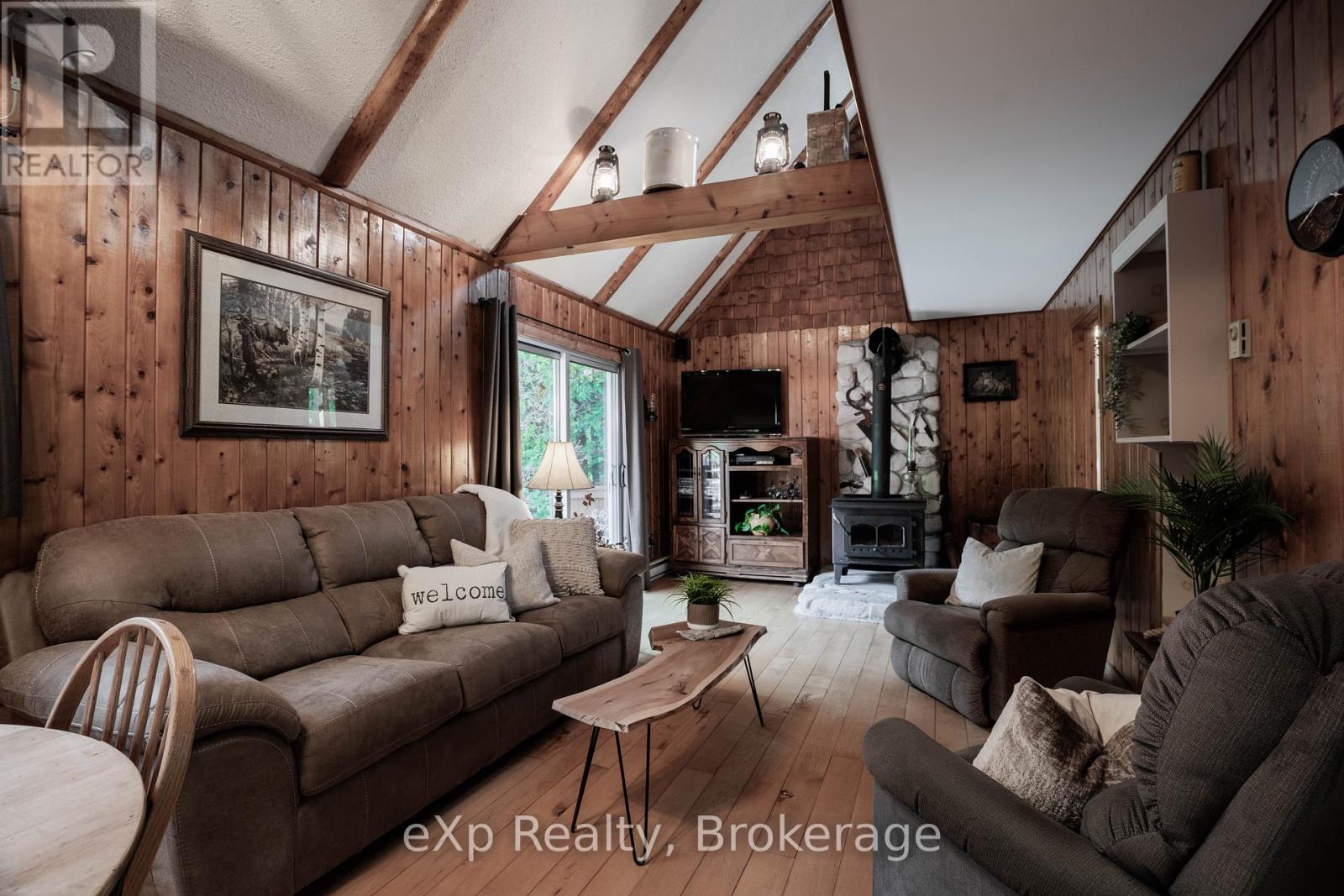 245 Whiskey Harbour Road, Northern Bruce Peninsula, Ontario  N0H 2T0 - Photo 13 - X12167617