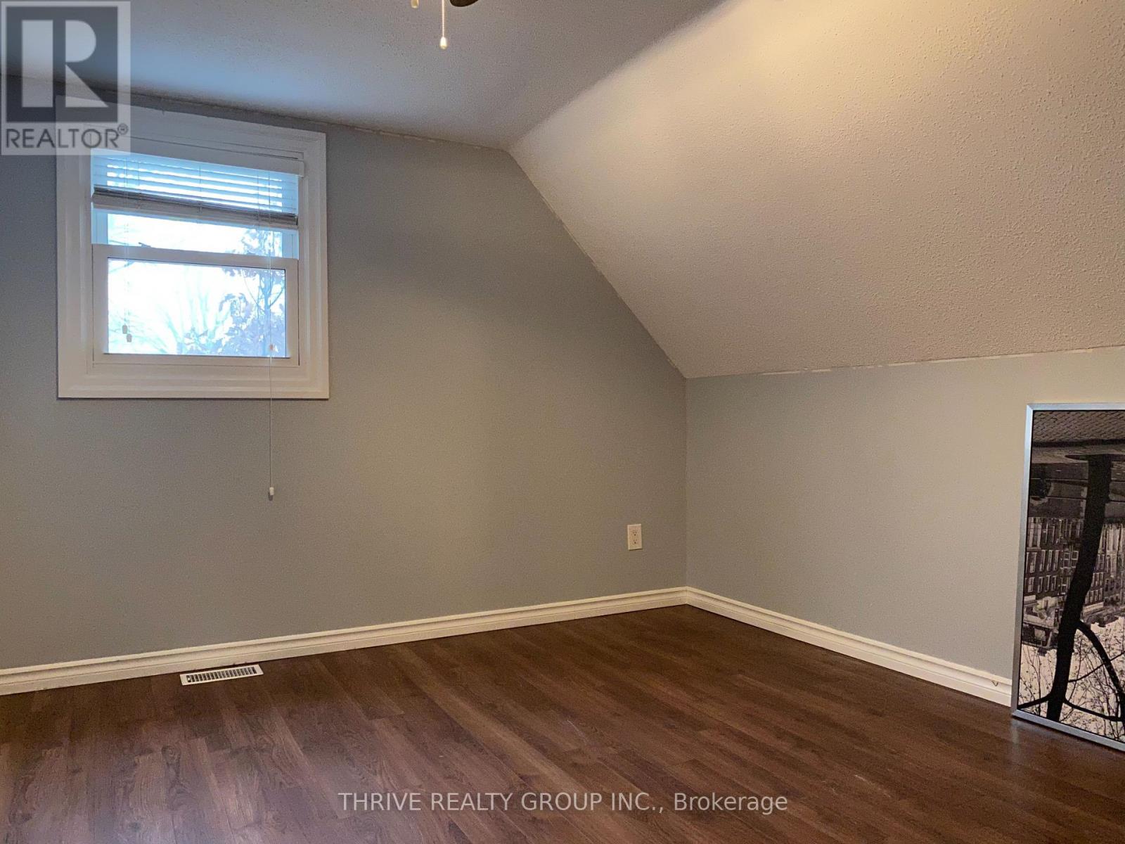 12 Edith Street, London North, Ontario  N6H 2E8 - Photo 13 - X12265517