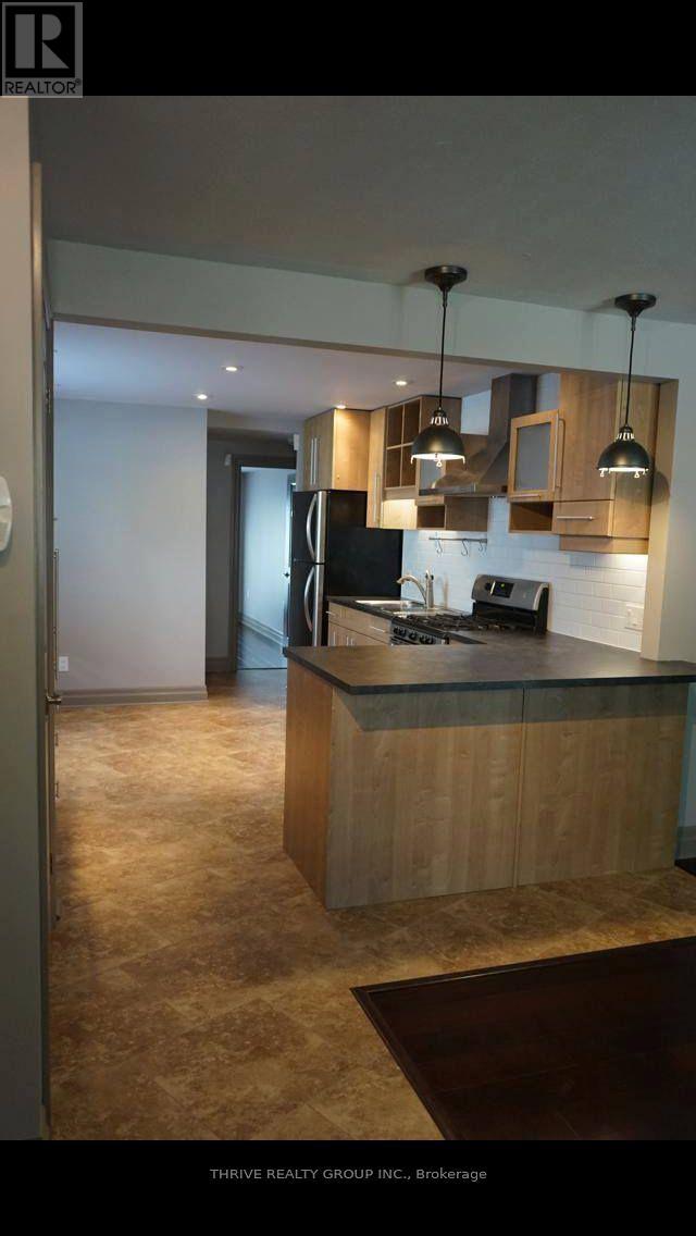 12 Edith Street, London North, Ontario  N6H 2E8 - Photo 5 - X12265517