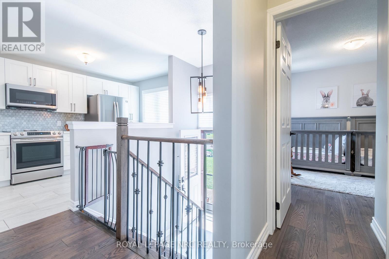 4 Jackson Court W, Welland, Ontario  L3C 7G2 - Photo 21 - X12265547
