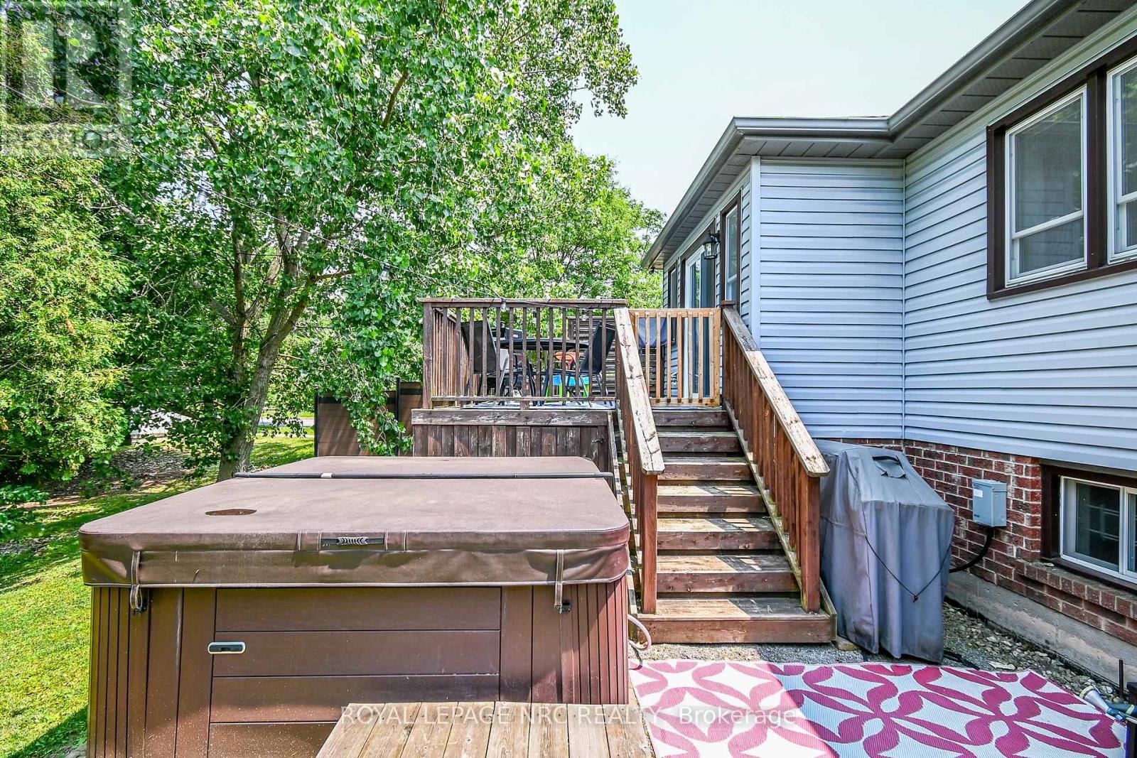 4 Jackson Court W, Welland, Ontario  L3C 7G2 - Photo 27 - X12265547