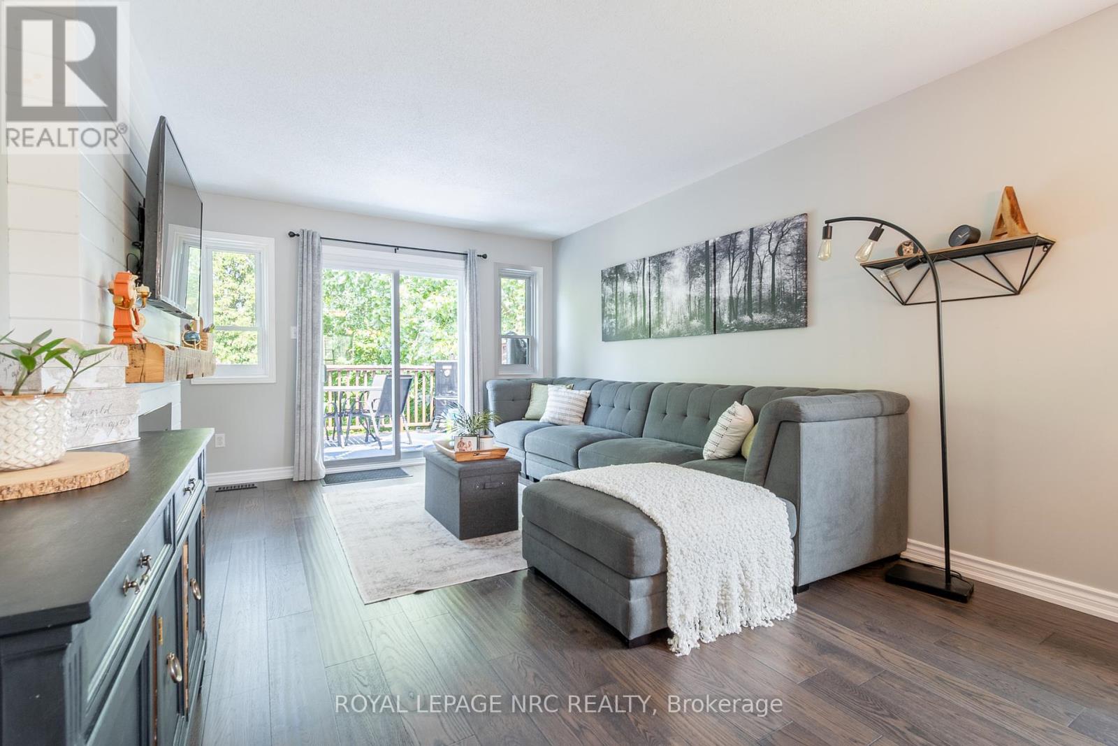 4 Jackson Court W, Welland, Ontario  L3C 7G2 - Photo 28 - X12265547