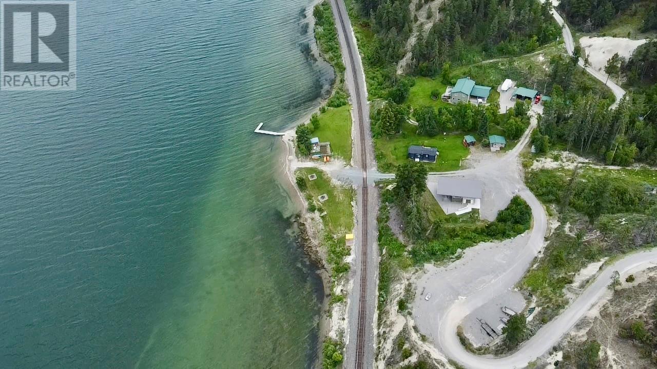 6200 Columbia Lake Road Unit# Lot 11, Fairmont Hot Springs, British Columbia  V0B 1L2 - Photo 2 - 10334636