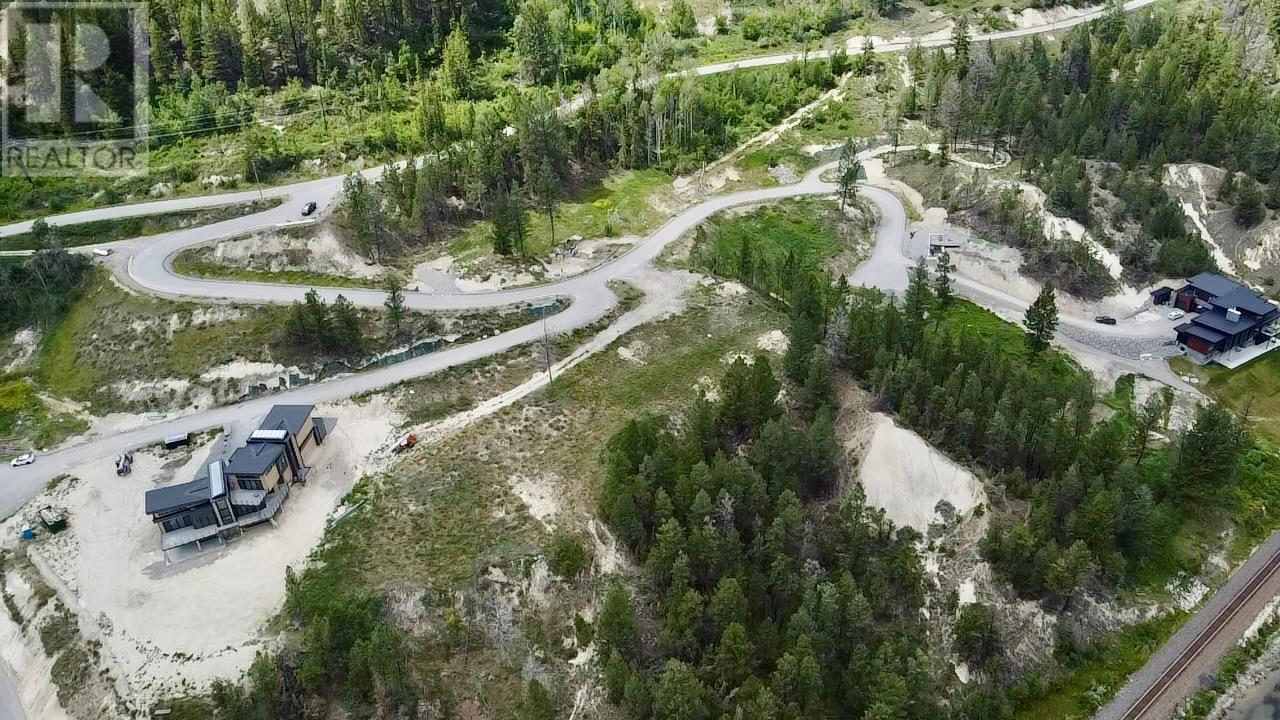 6200 Columbia Lake Road Unit# Lot 11, Fairmont Hot Springs, British Columbia  V0B 1L2 - Photo 4 - 10334636