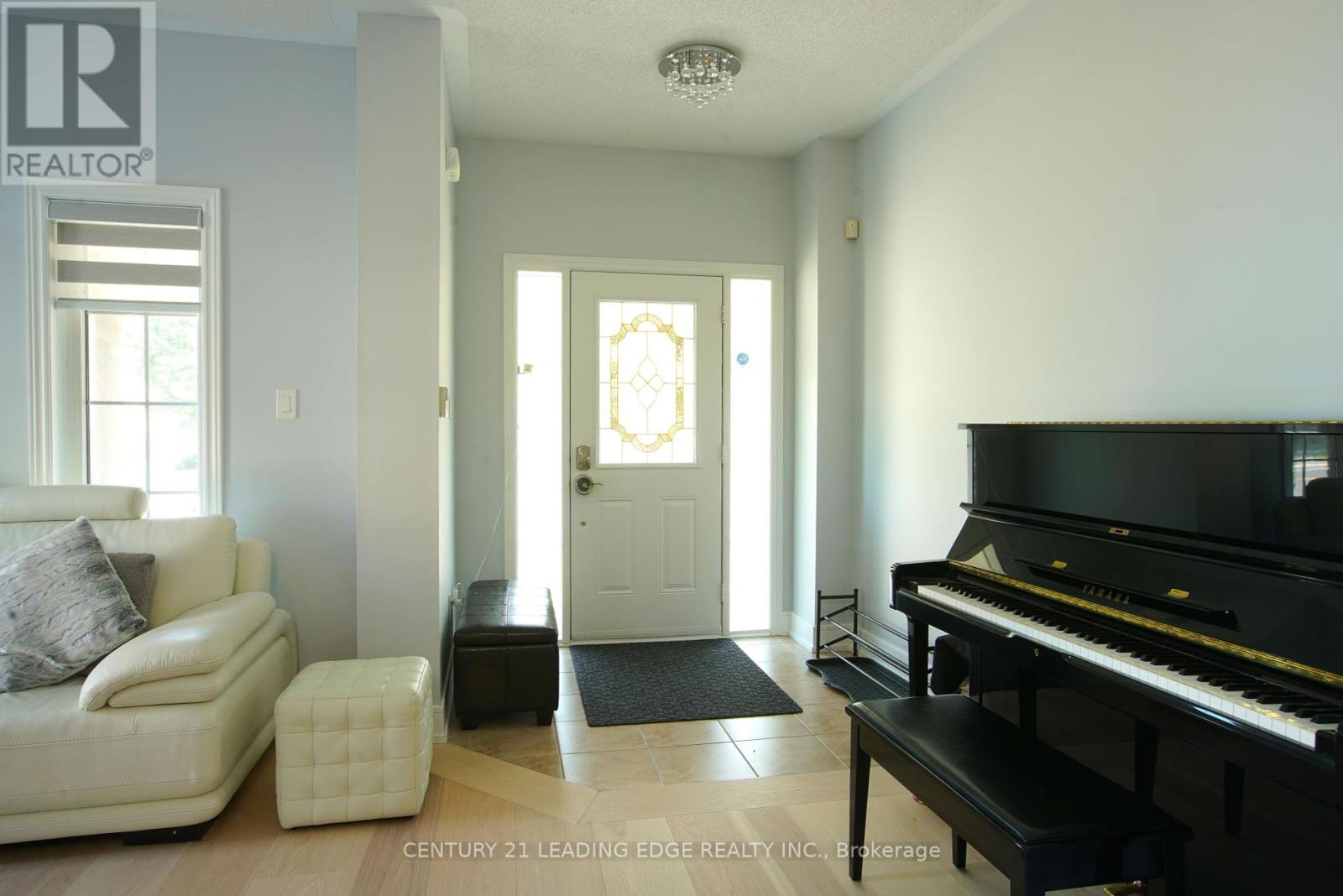 Property at 648 SOUTH UNIONVILLE AVENUE image 2
