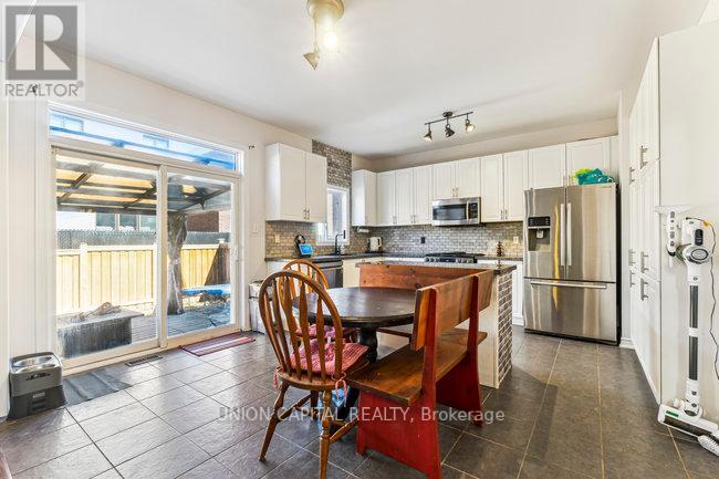 Property at 10 BUD LEGGETT CRESCENT image 4