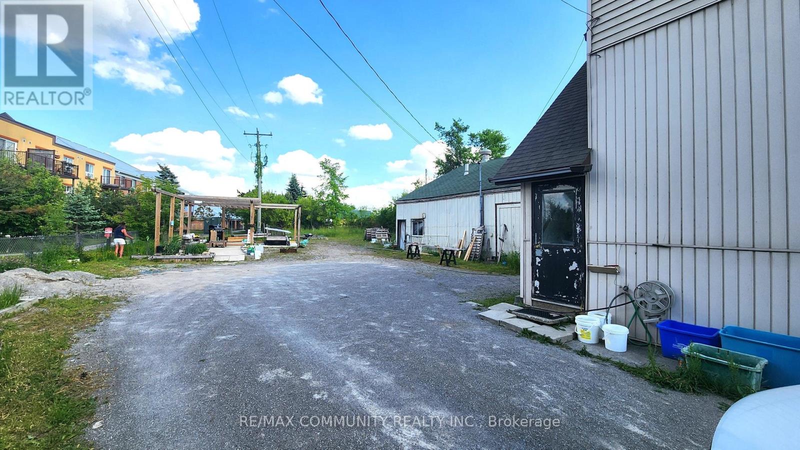 109 Lindsay Street, Kawartha Lakes, Ontario  K0M 1N0 - Photo 10 - X12265562