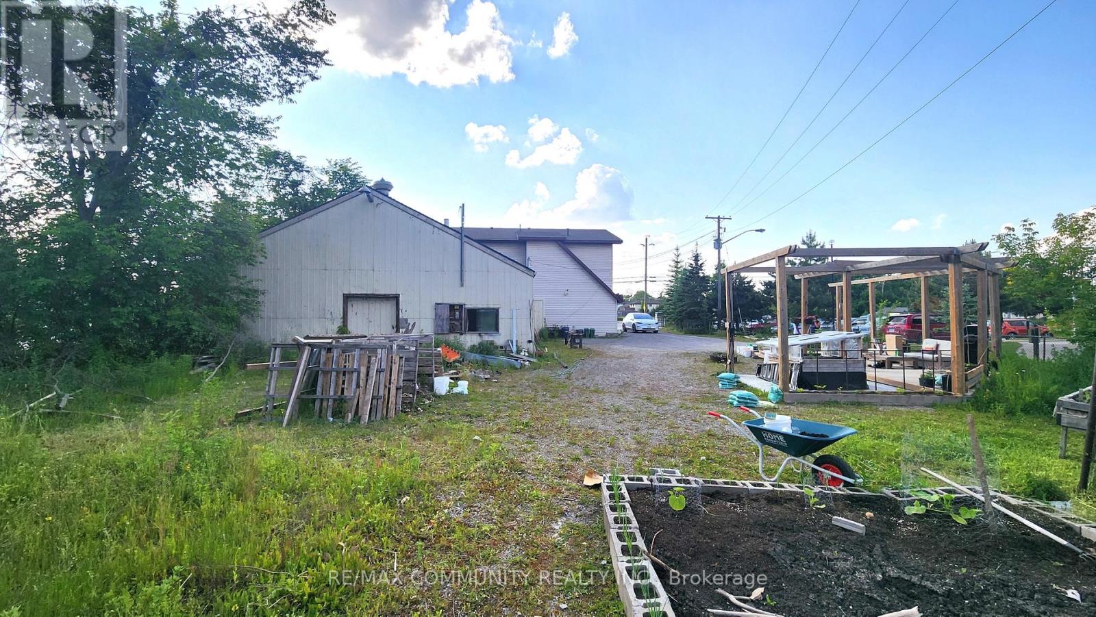 109 Lindsay Street, Kawartha Lakes, Ontario  K0M 1N0 - Photo 26 - X12265562