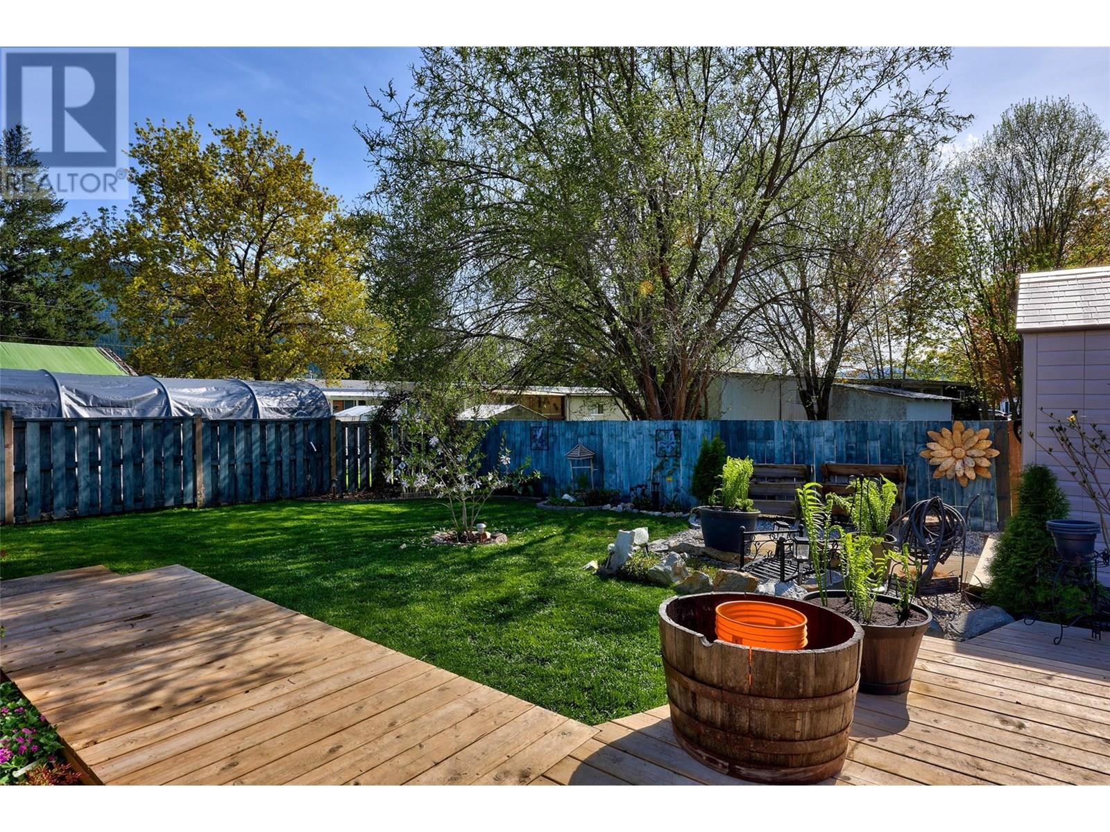 518 Pine Street, Chase, British Columbia  V0E 1M0 - Photo 24 - 10346758