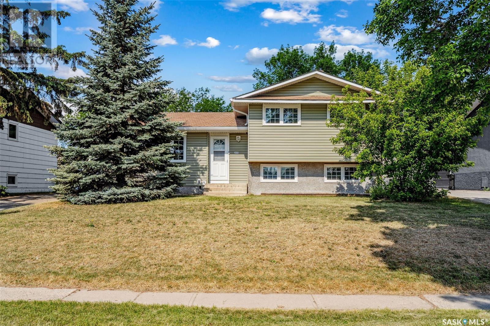 2655 15TH AVENUE E, prince albert, Saskatchewan