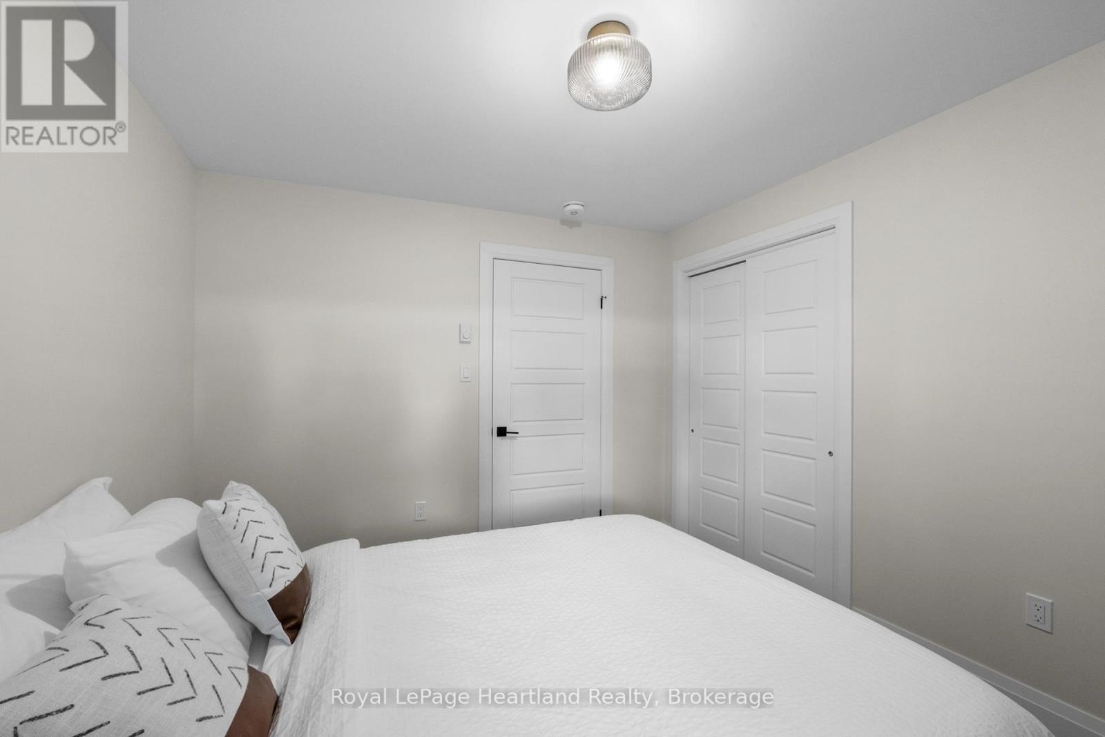 10 Jessie Street, Huron-Kinloss, Ontario  N0G 2R0 - Photo 26 - X12145613