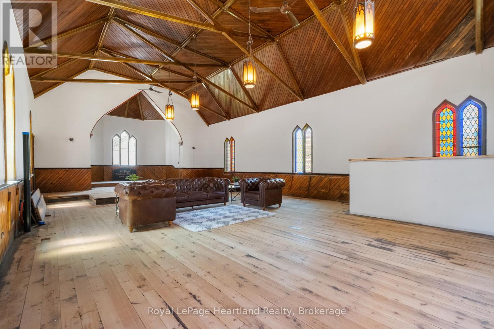 10 Jessie Street, Huron-Kinloss, Ontario  N0G 2R0 - Photo 8 - X12145613
