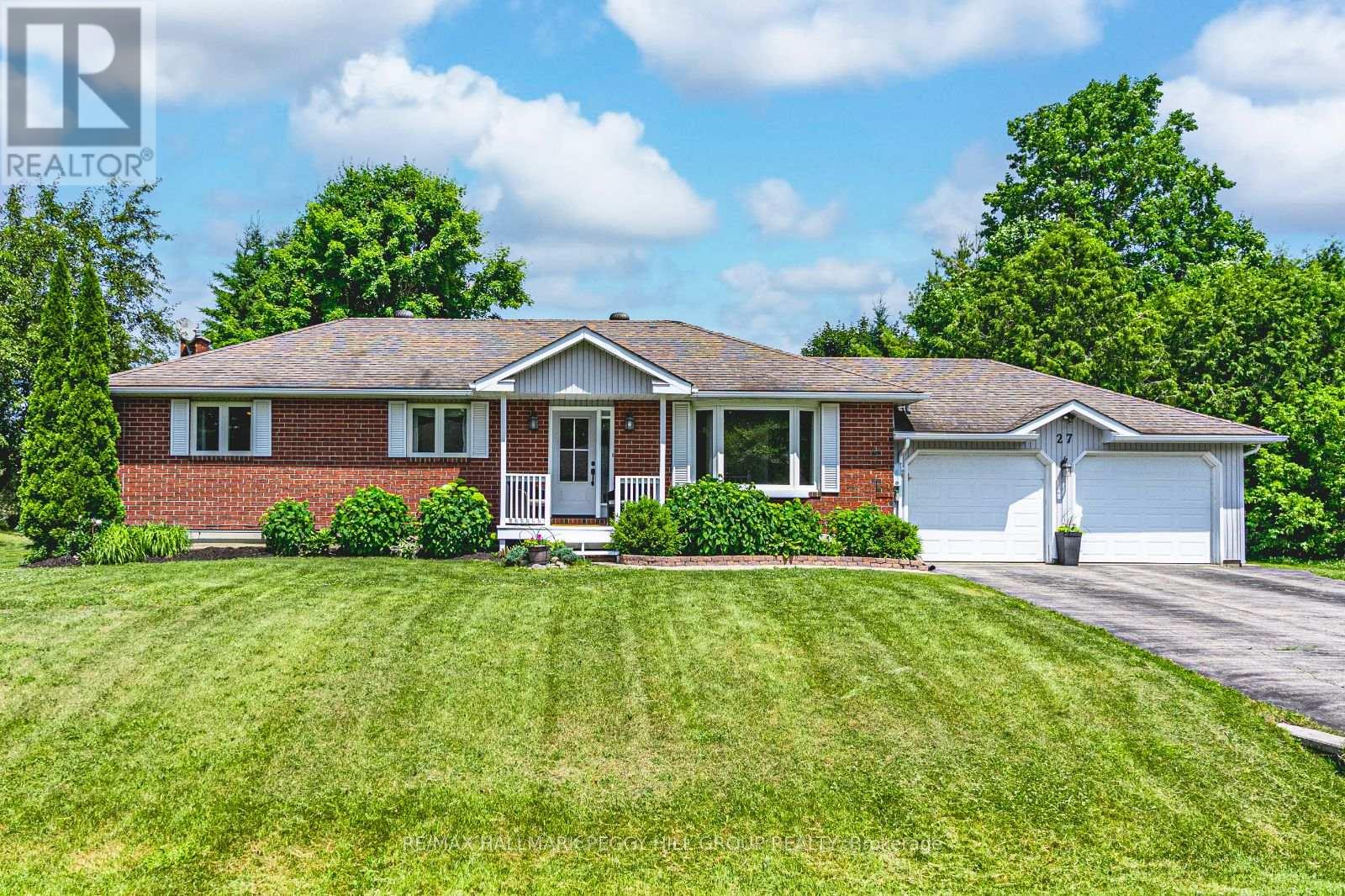 Property at 27 FOYSTON PARK CIRCLE image 1